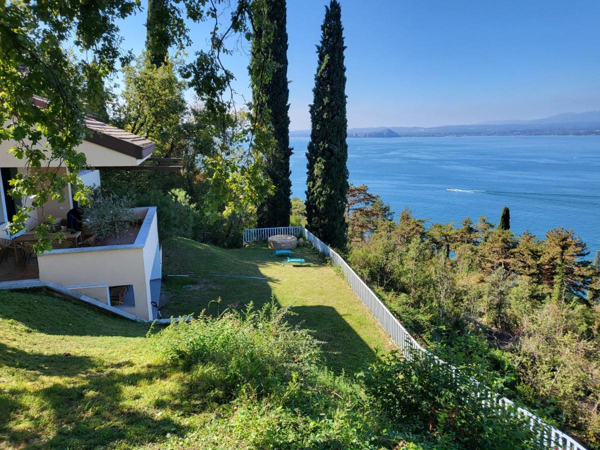 Vila La Maison Sur Mer Torri Del Benaco Exteriér fotografie